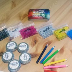 Contents of Crazy Aaron's Holographic Putty