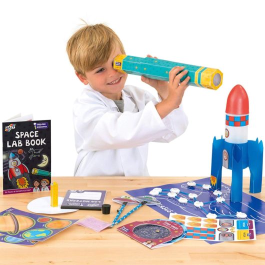 Make a telescope, a rocket launcher and more with Space Lab!