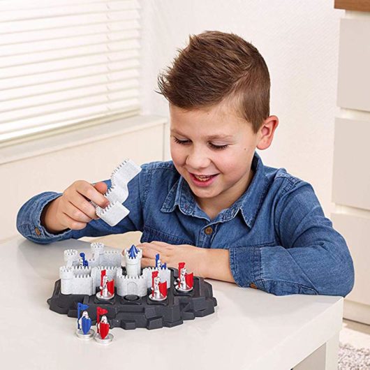 A single player logic game from SMartgames, kids will love solving the 80 different challenges