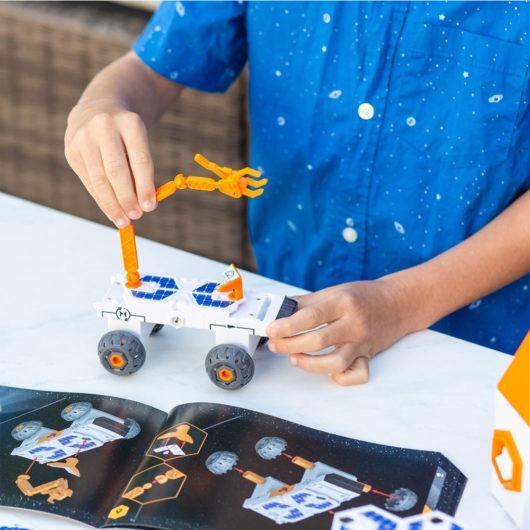 Educational Insights Circuit Explorer Contents