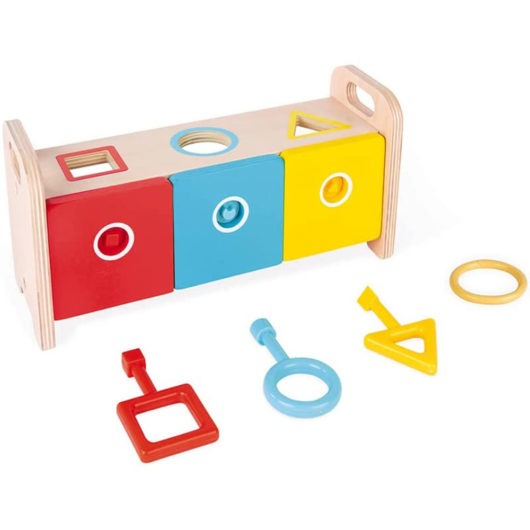 Janod_Wood_Shape_Sorter_Content